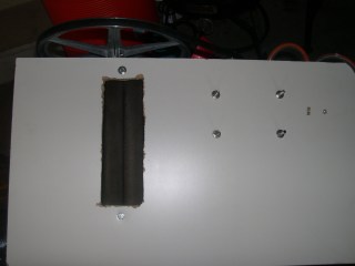 Underside showing 10″ case hardened rollers